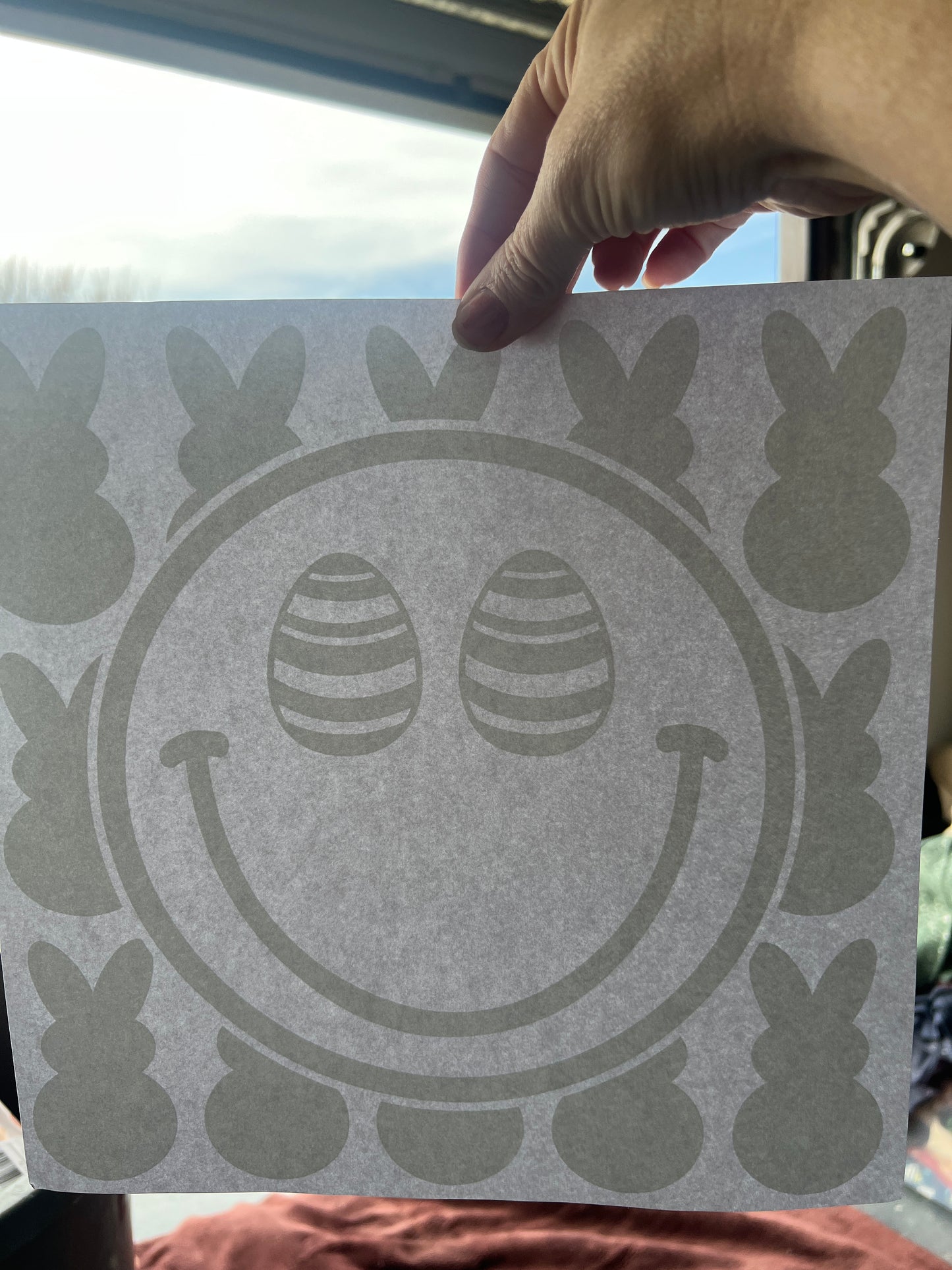 Easter smiley (white)