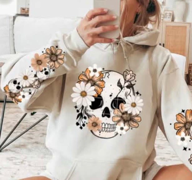 Skull with sleeves