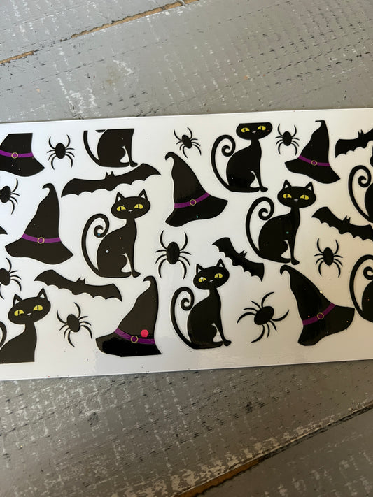 Black cats and witches hats