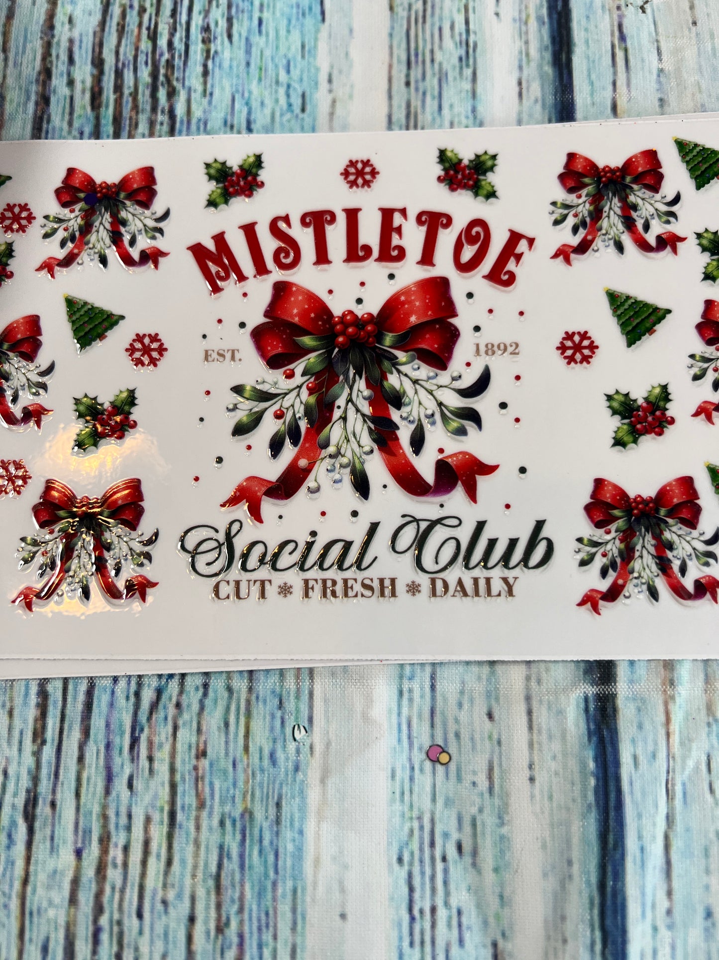 Mistletoe social club
