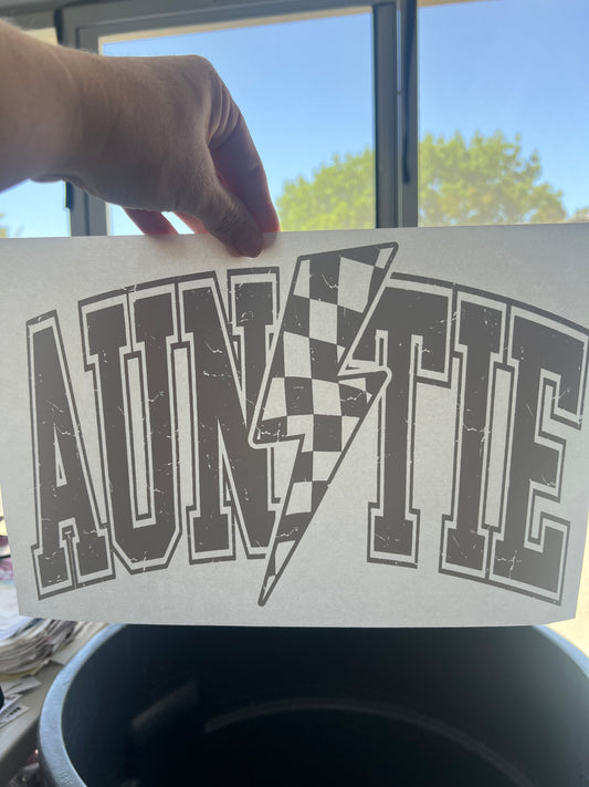 Auntie