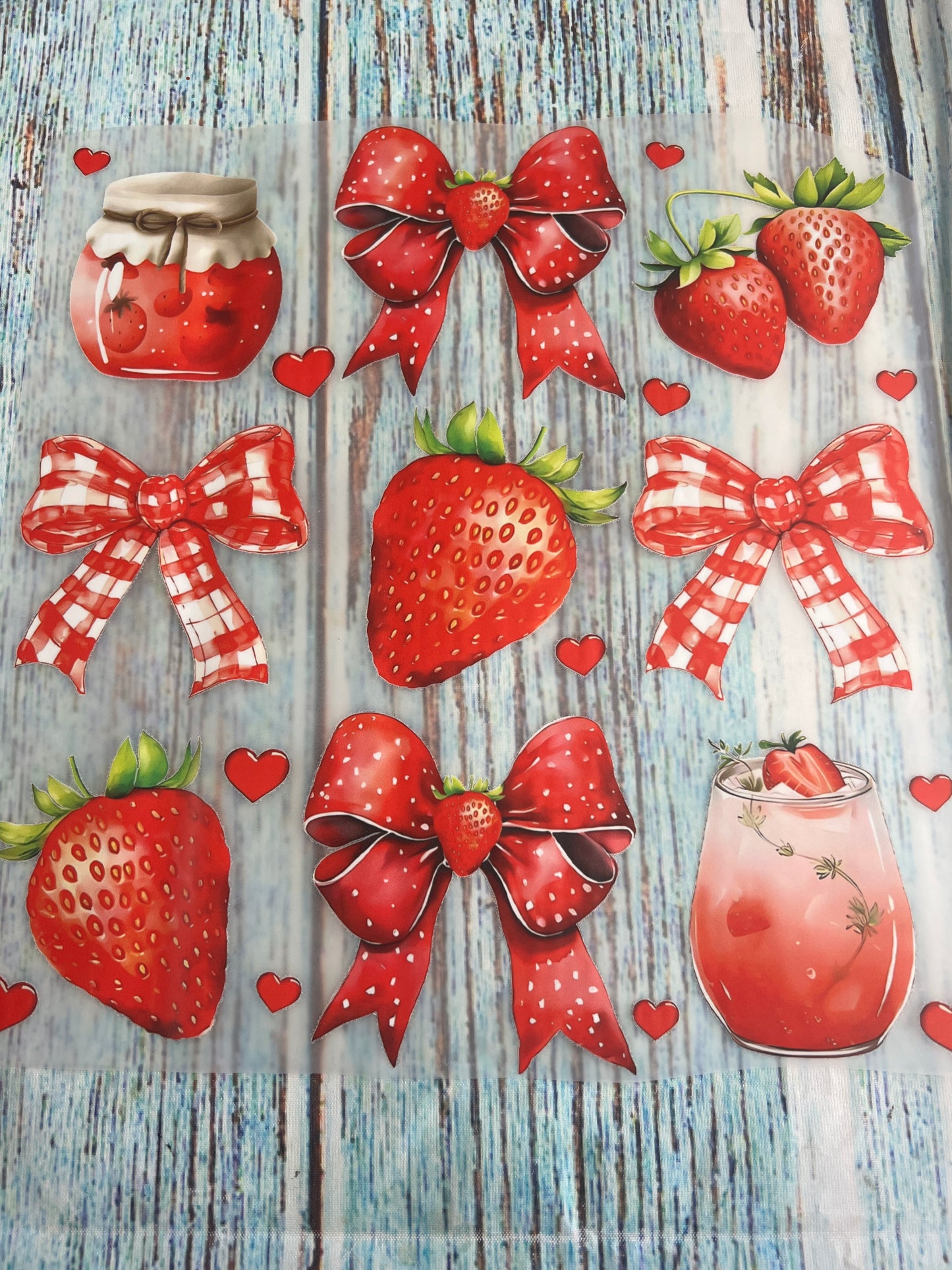 Strawberries bow