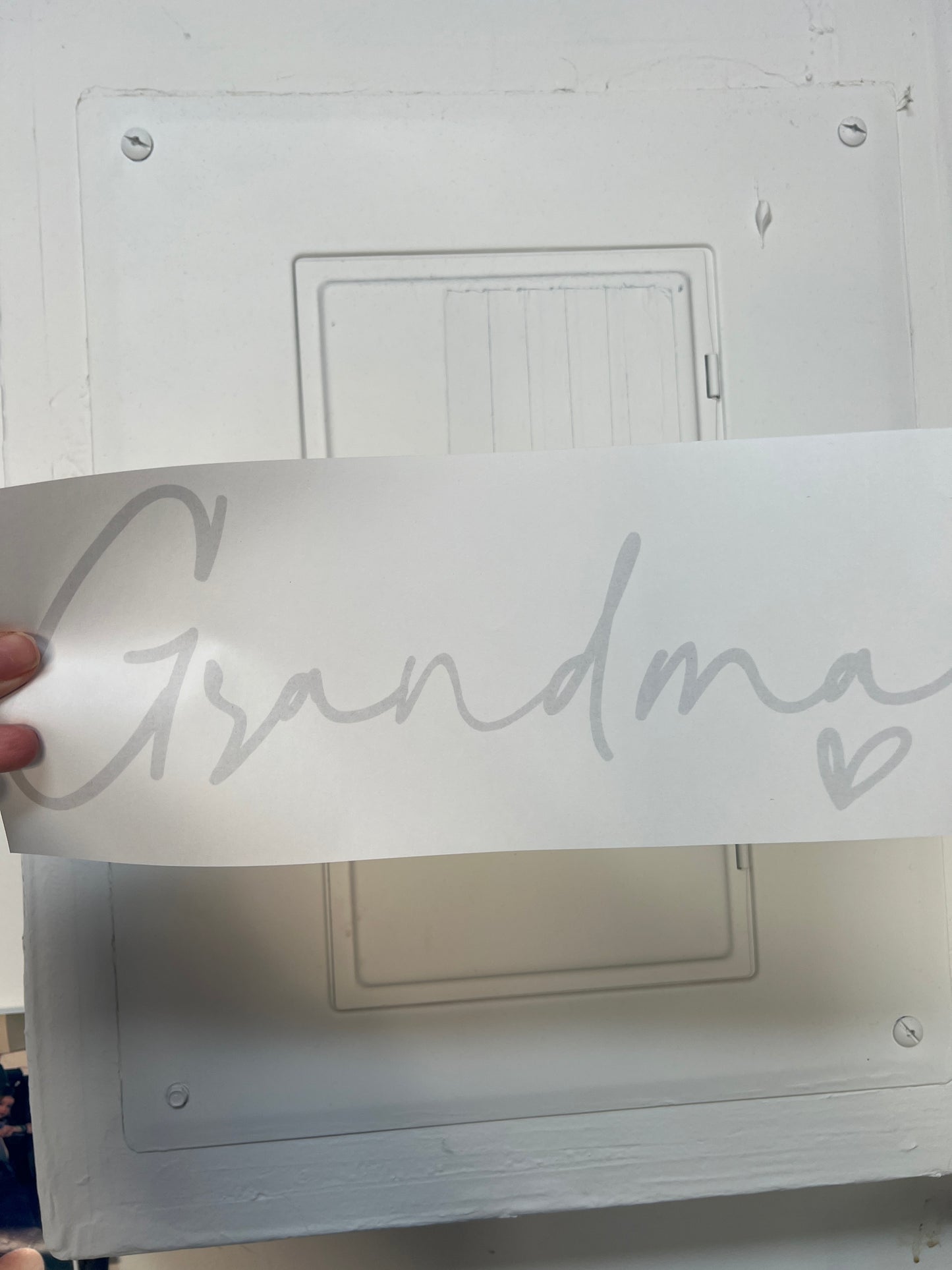 Grandma heartv(black)