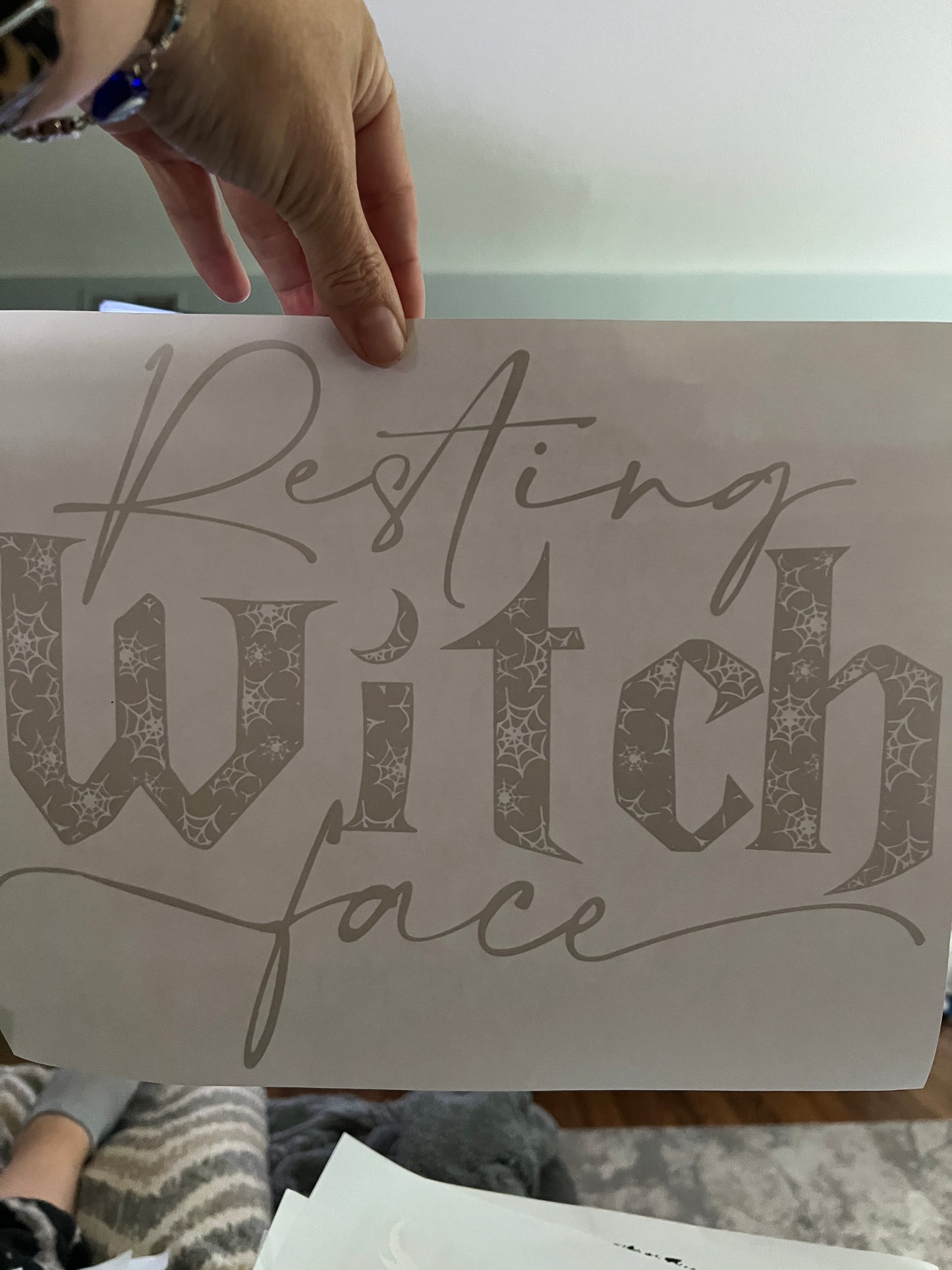 Resting witch face (black)