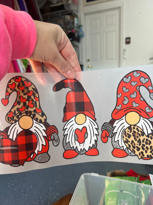 Valentine gnomes